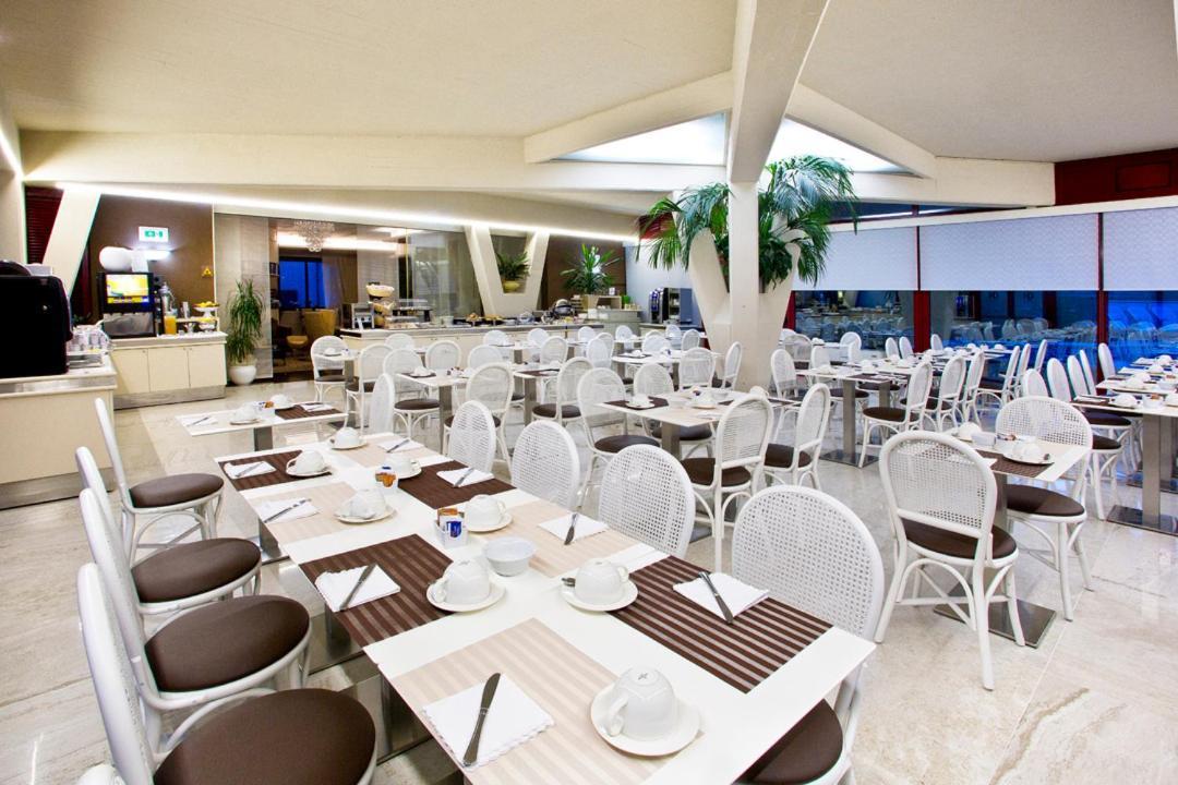 דסנזאנו דל גארדה Hotel Desenzano מראה חיצוני תמונה
