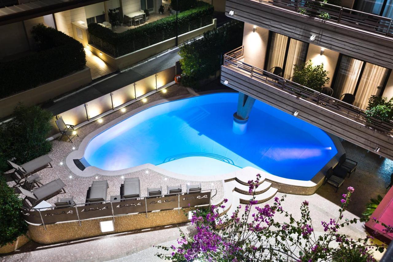 דסנזאנו דל גארדה Hotel Desenzano מראה חיצוני תמונה